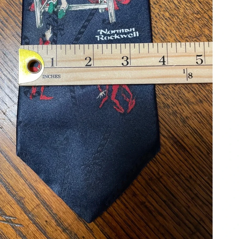 Hallmark Norman‎ Rockwell Christmas Holiday Scene Santa Kids Navy Silk Men's Tie